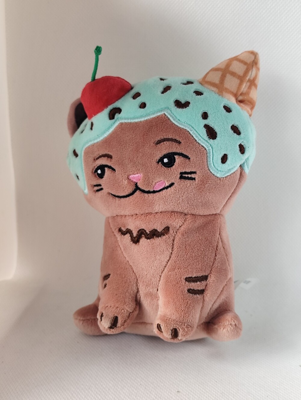 Moriah Elizabeth ME Plush Eustace Kitty Cat Ice Cream Stuffy Mint Chocolate Chip
